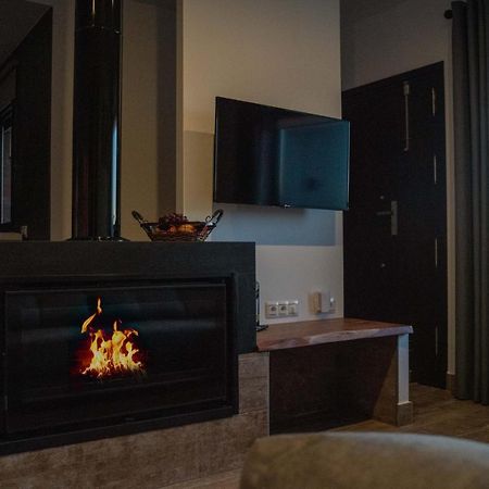 Villa Fahrenheit El Gastor Bagian luar foto