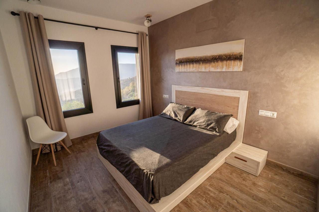 Villa Fahrenheit El Gastor Bagian luar foto